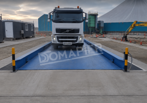 Báscula para camiones industrial instalada en Chile por DOMAPIER